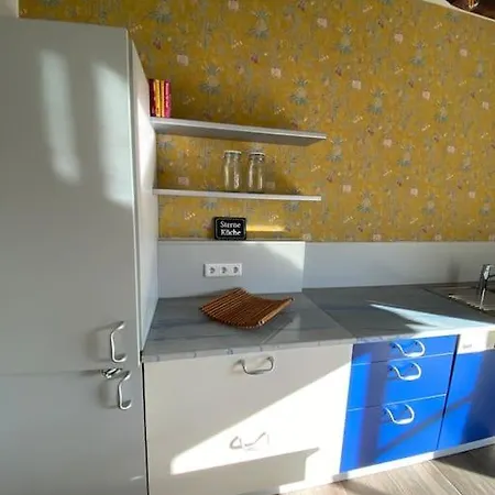 شقة Entzuckendes Hauschen, Neu Ren. *